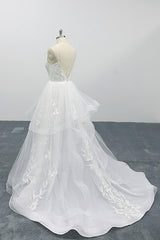 Long A-line Sweetheart Appliques Spaghetti Strap Tulle Backless Wedding Dress