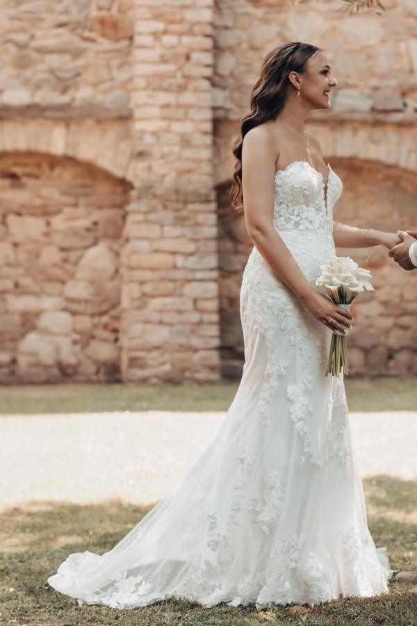 Long Sweetheart Mermaid Floor Length Tulle Wedding Dress with Appliques Lace