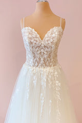 Long A-Line Spaghetti Straps Sweetheart Tulle Appliques Lace Wedding Dress
