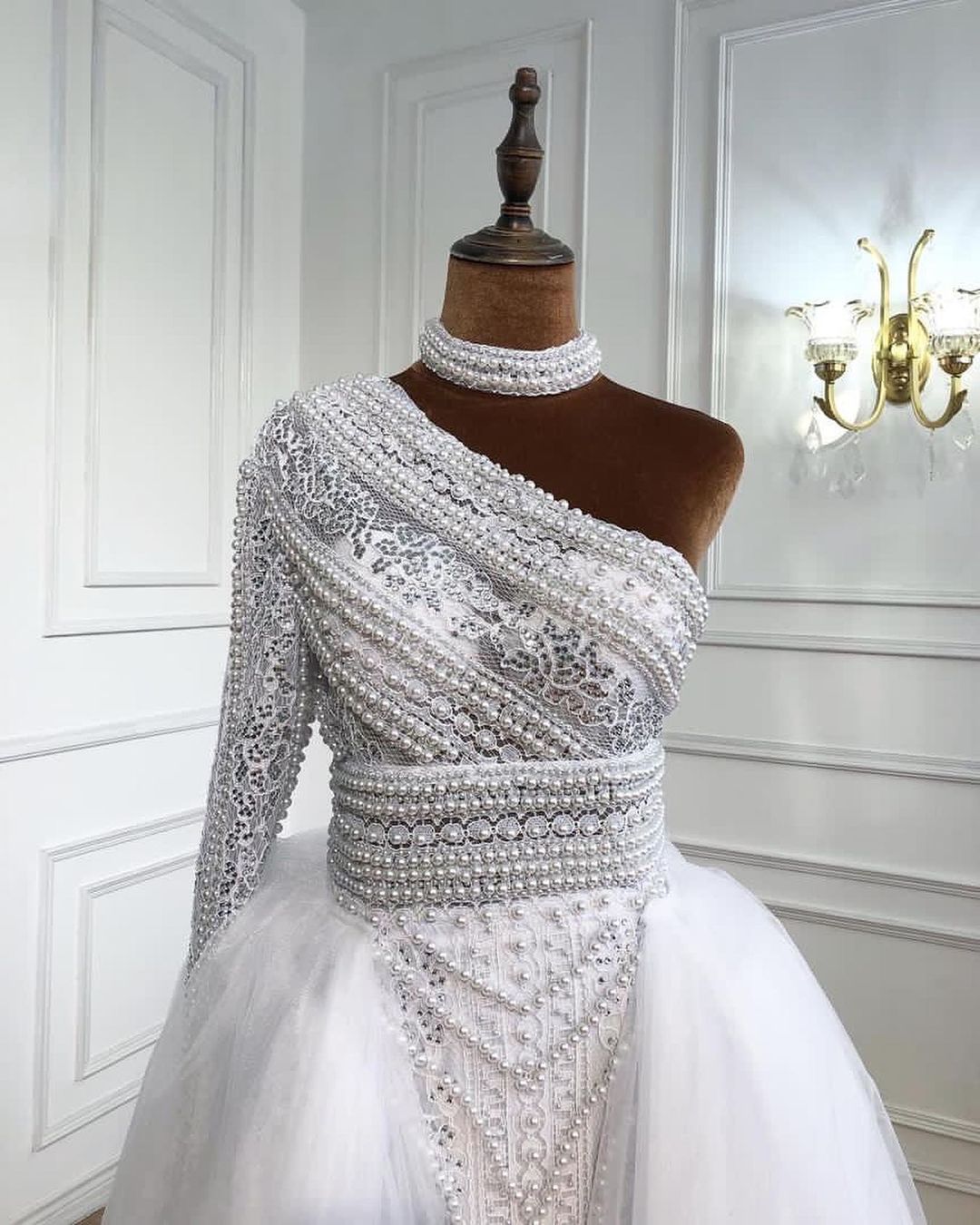 Elegant One Shoulder Long Sleeve Appliques Lace Floor Length Tulle Mermaid Prom Dress