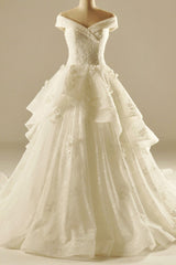 Ivory Long Sweetheart Applique Lace A-Line Elegant Wedding Dresses