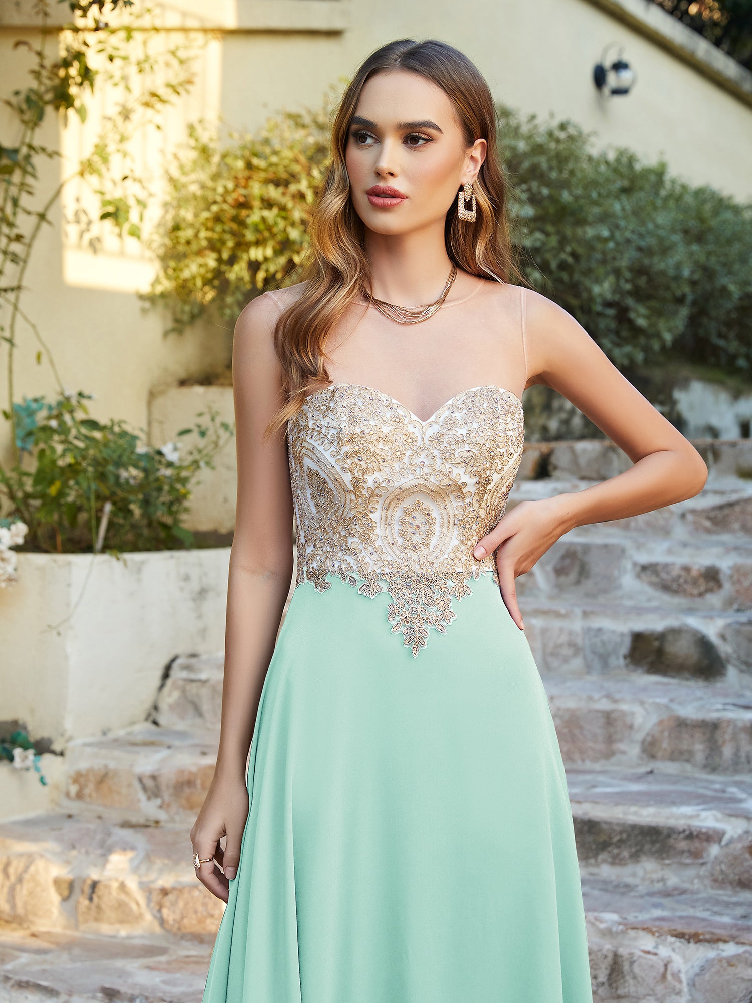 Elegant Long A-line Chiffon Sleeveless Tulle Lace Appliques Prom Dress