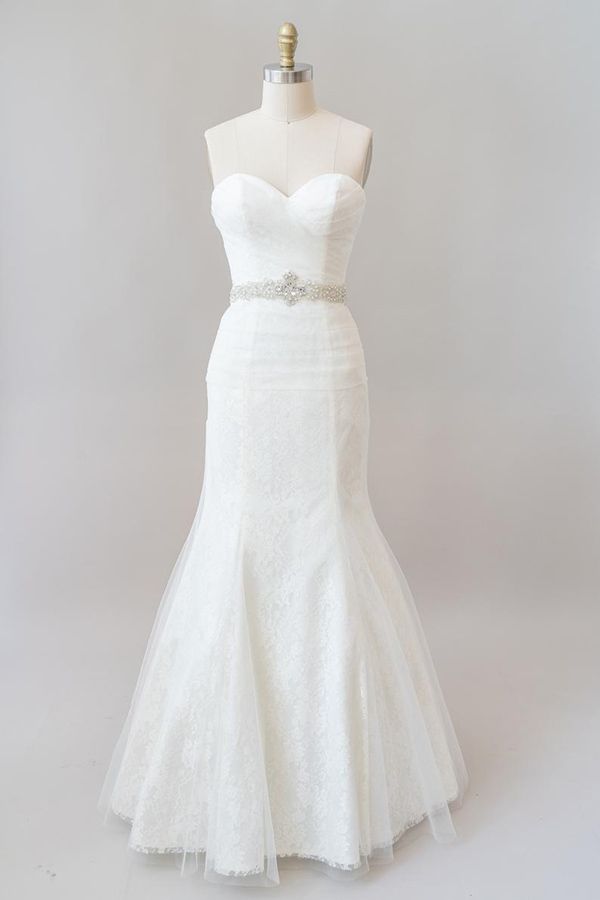Elegant Long Mermaid Ruffle Sweetheart Lace Tulle Wedding Dress
