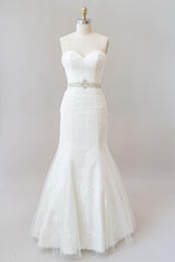 Elegant Long Mermaid Ruffle Sweetheart Lace Tulle Wedding Dress