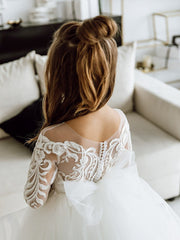 White Long Sleeves Ball Gown Tulle Lace Flower Girl Dress with Bow