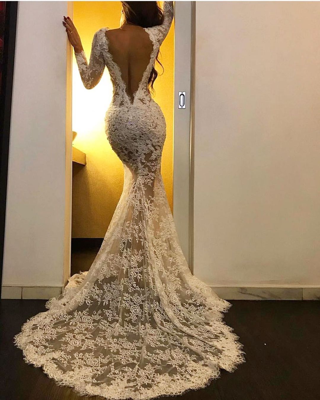 Simple Mermaid V-neck Lace Long Sleeves Formal Prom Dress with Slit