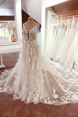 Charming Long Spaghetti Straps Appliques Lace Tulle Backless A-Line Wedding Dress