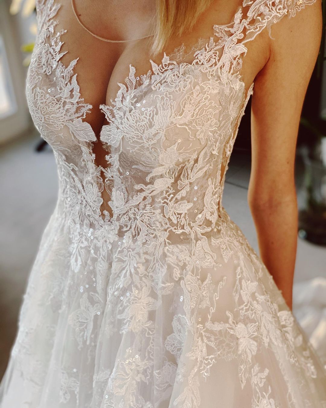 Classy Long Bateau A-line Appliques Lace Backless Church Train Wedding Dress
