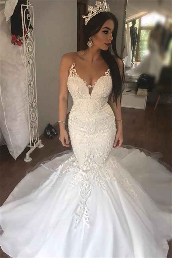 Gorgeous Lace Mermaid Sleeveless Buttons Long Wedding Dress