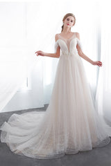 Elegant Long Lace A-line Tulle Sleeveless Floor Length Wedding Dresses
