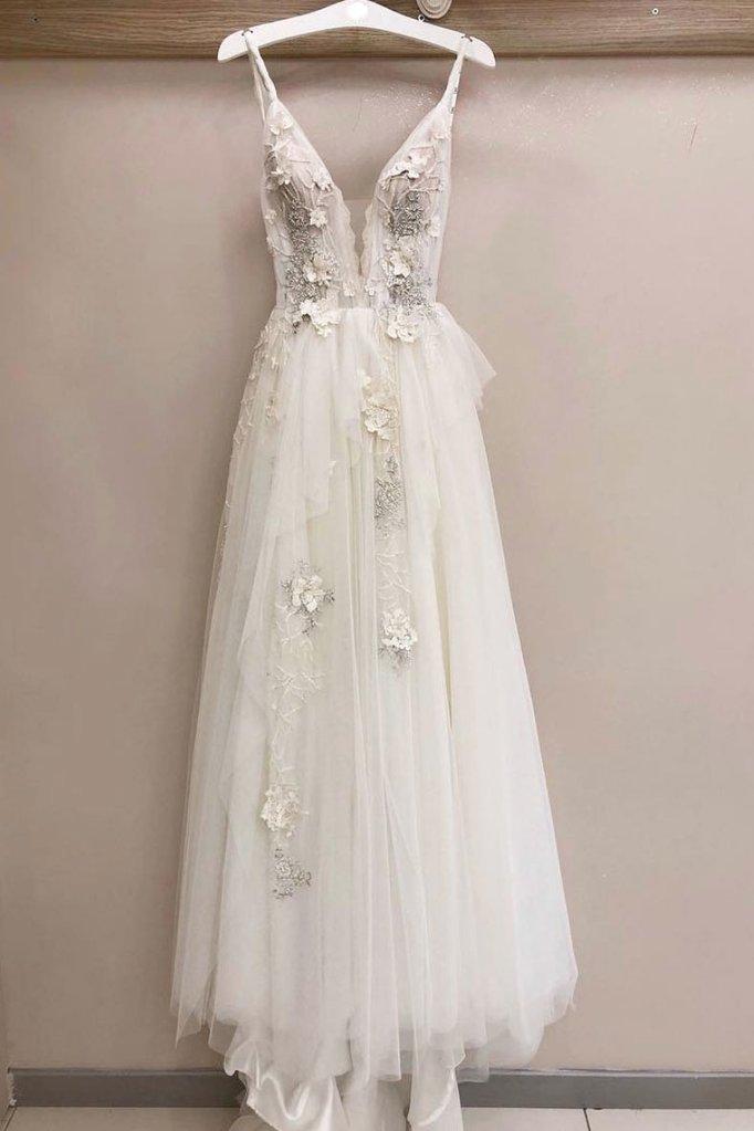 A-line Tulle V Neck Lace Applique Long Wedding Dress