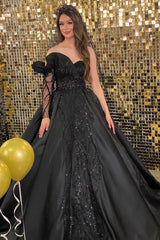 Black Long Ball Gown Sweetheart Satin Lace Wedding Dress with Sleeves
