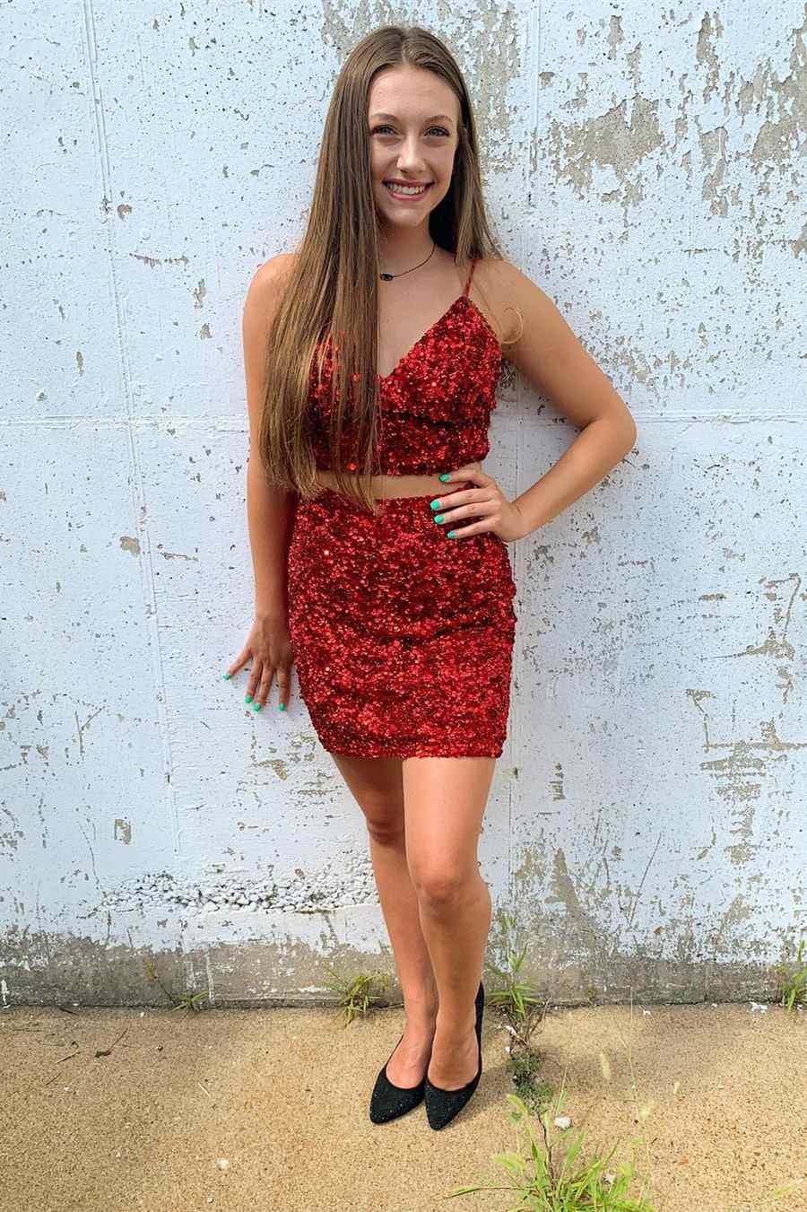 Two Piece Mermaid Sequins V-neck Short Homecoming Dress