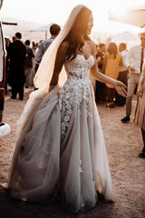 Chic Long A-line Sweetheart Lace Tulle Floral Lace Wedding Dress