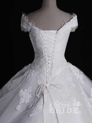 Gorgeous Long Off the Shoulder Lace Tulle Ball Gown Ruffles Wedding Dresses