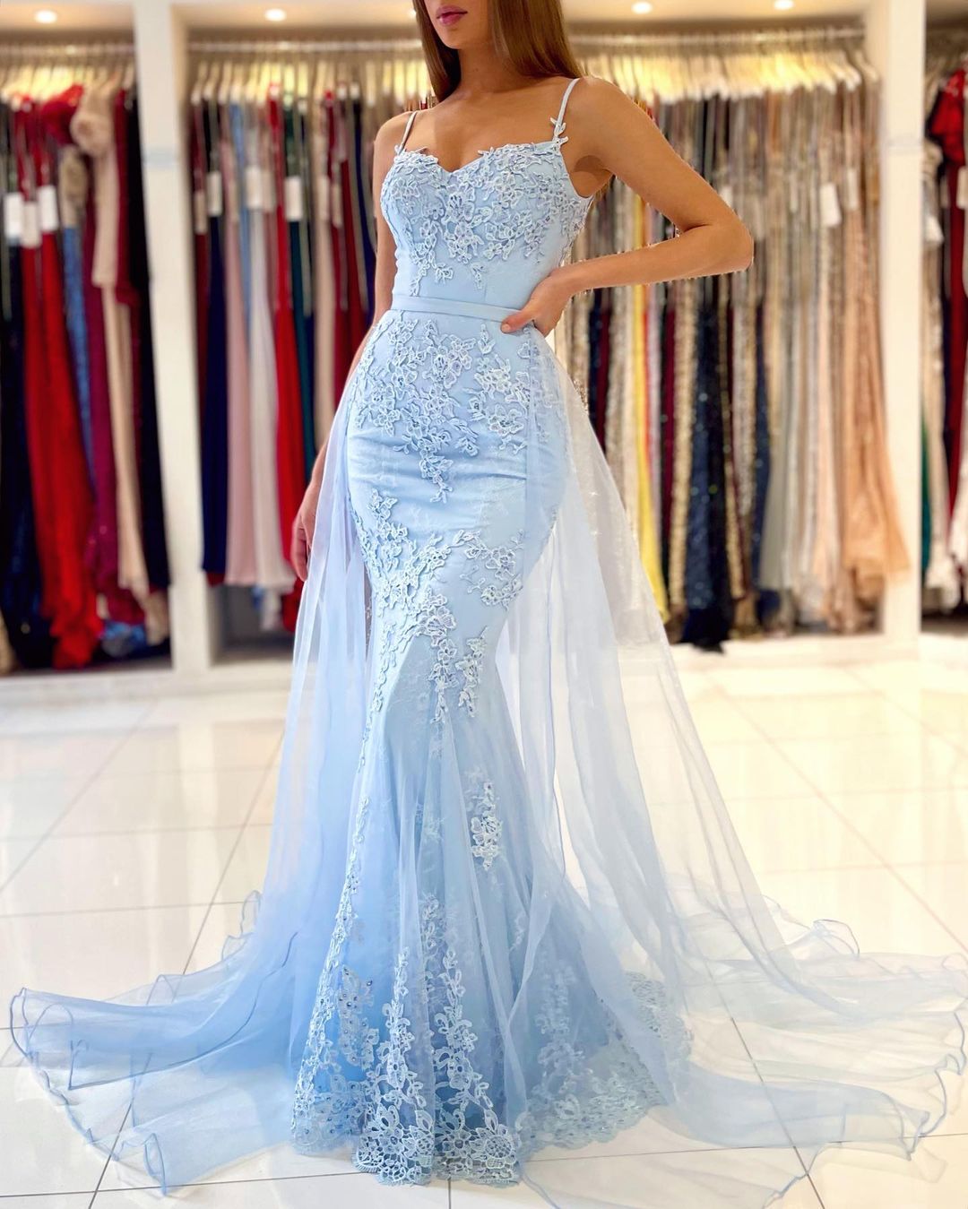 Long Mermaid Spaghetti Straps Prom Dress with Appliques Lace