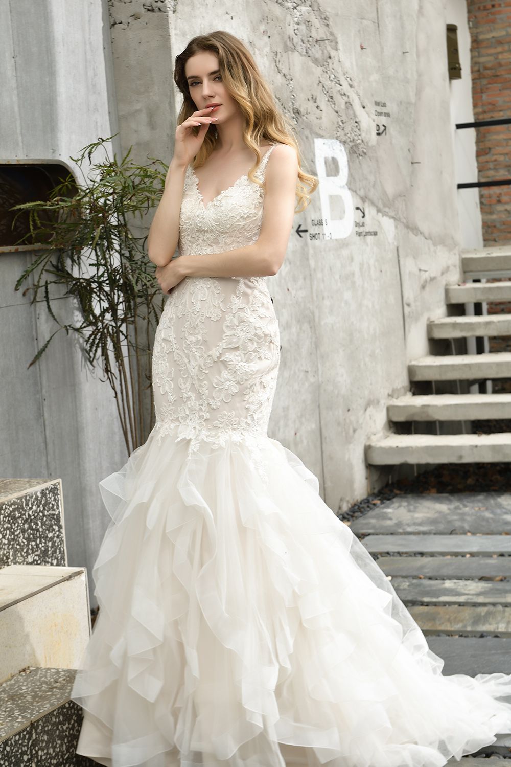 Ivory Long Mermaid Sweetheart Floral Lace Floor Length Wedding Dresses