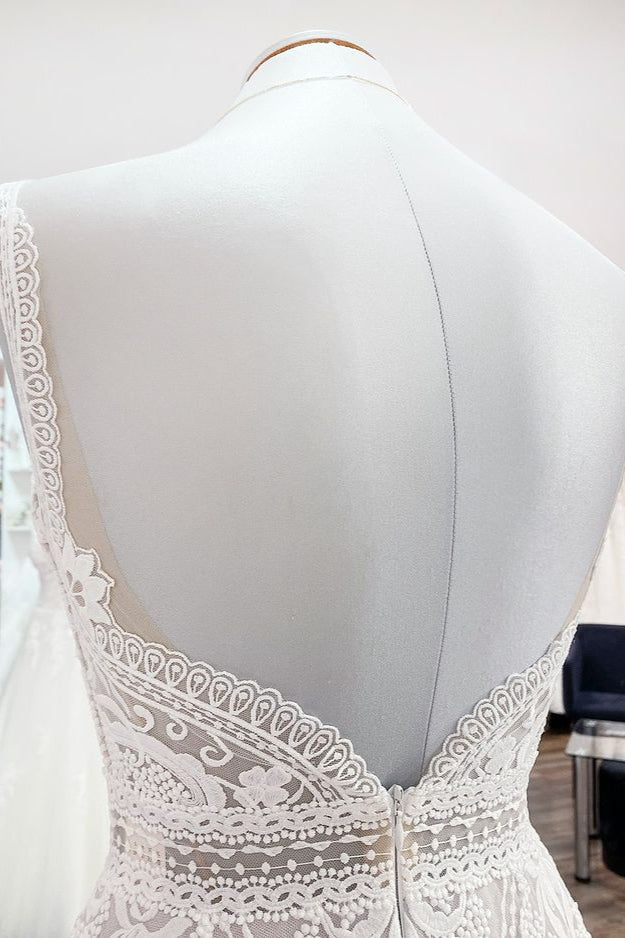Long A-line Tulle Lace Ruffles Open Back Wedding Dresses