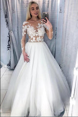 Elegant A-Line Bateau Long Sleeve Appliques Lace Floor Length Tulle Wedding Dress