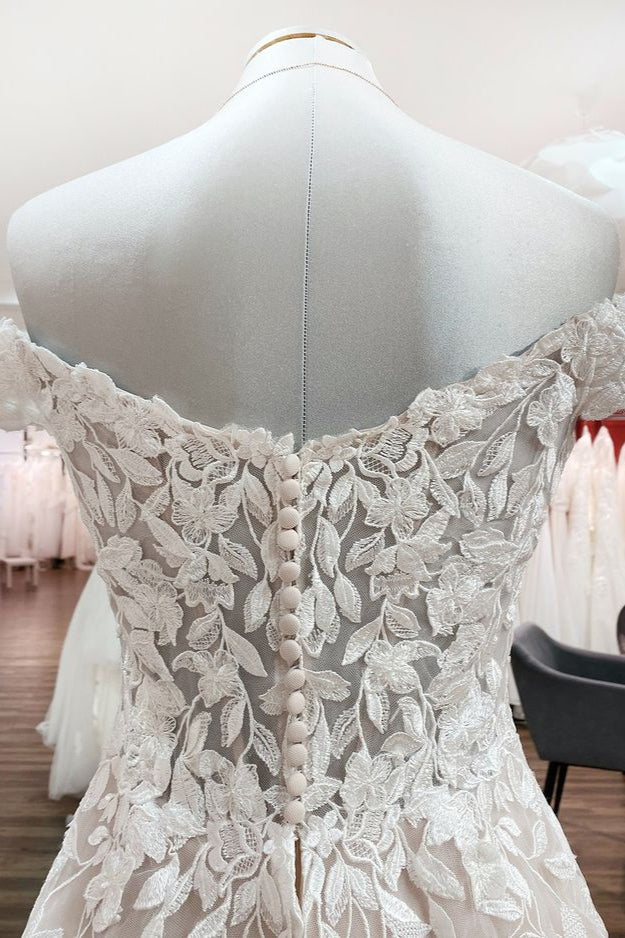 Gorgeous Long A-line Off the Shoulder Tulle Lace Ruffles Wedding Dress