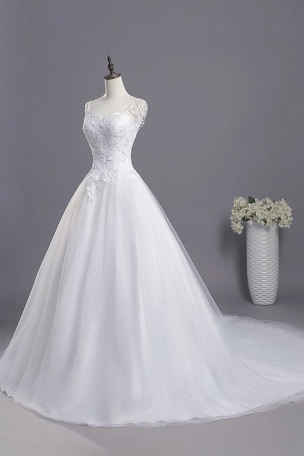 Long Sweetheart Beading Appliques Lace A-line Tulle Wedding Dress