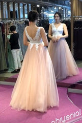 Long A-line V-neck Spaghetti Straps Backless Appliques Lace Tulle Prom Dress