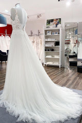 Classy Long A-line Tulle V Neck Sleeveless Ruffles Wedding Dress With Lace