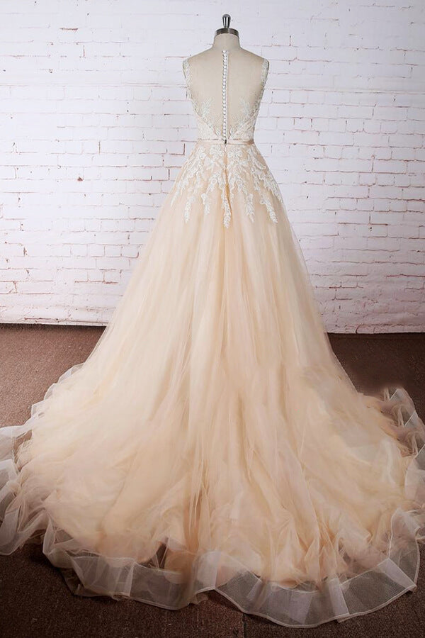 Elegant Long Appliques Lace Tulle A-line Wedding Dress