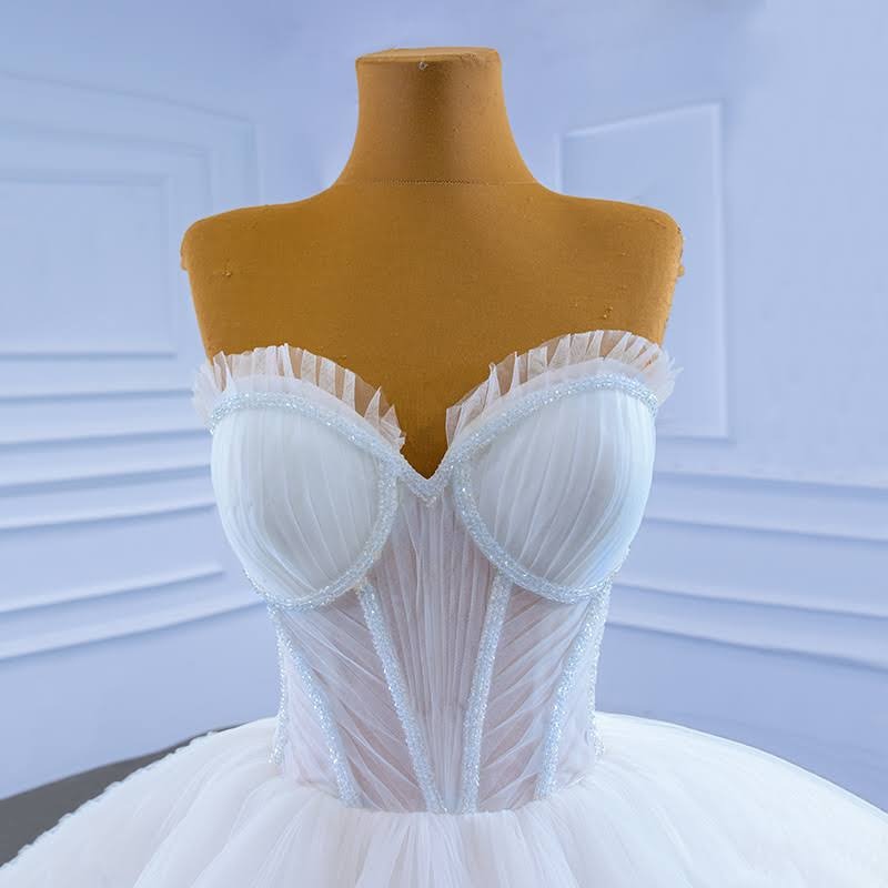 Charming Long Ball Gown Strapless Lace Tulle Wedding Dress