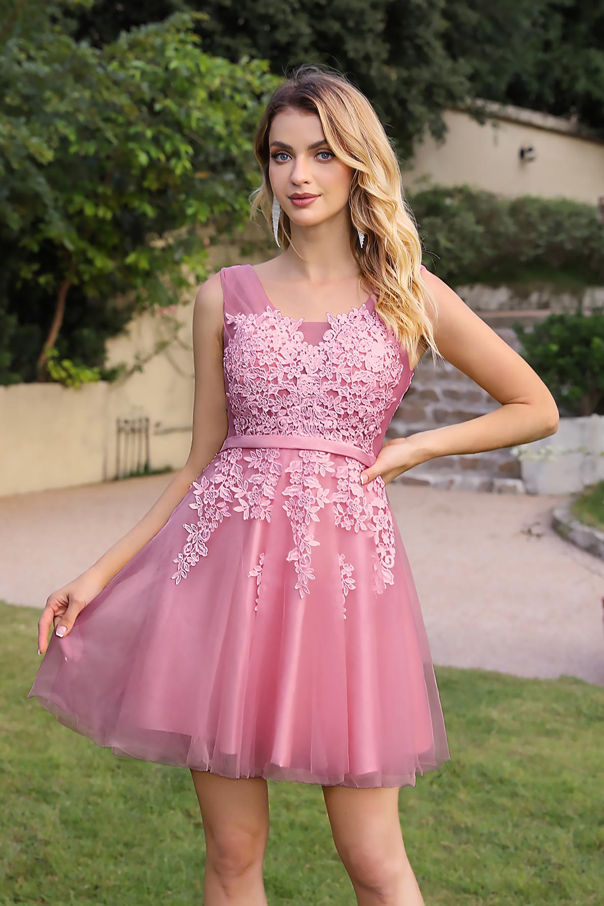 Elegant Silver Short A-line V-neck Tulle Lace Homecoming Dresses