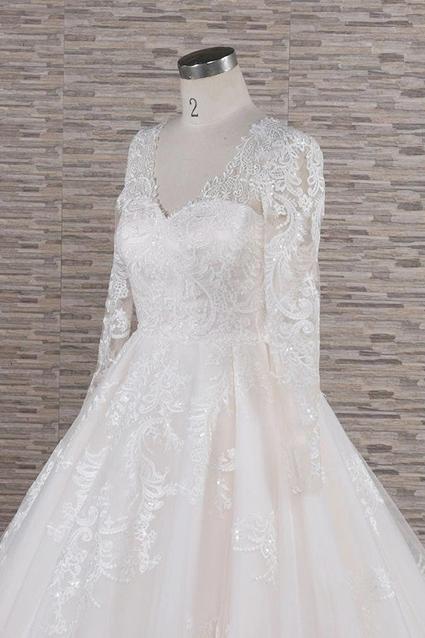 Elegant Plue Size V-neck A-line Tulle Lace Appliques Wedding Dress with Sleeves