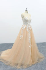 Long A-line Sweetheart Appliques Tulle Backless Wedding Dress