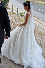 Gorgeous Long A-line Square Neck Sleeveless Backless Wedding Dress