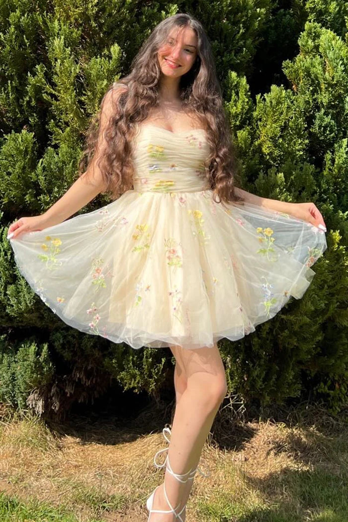 Short A-line Sweetheart Ruffle Chiffon Sleeveless Homecoming Dresses