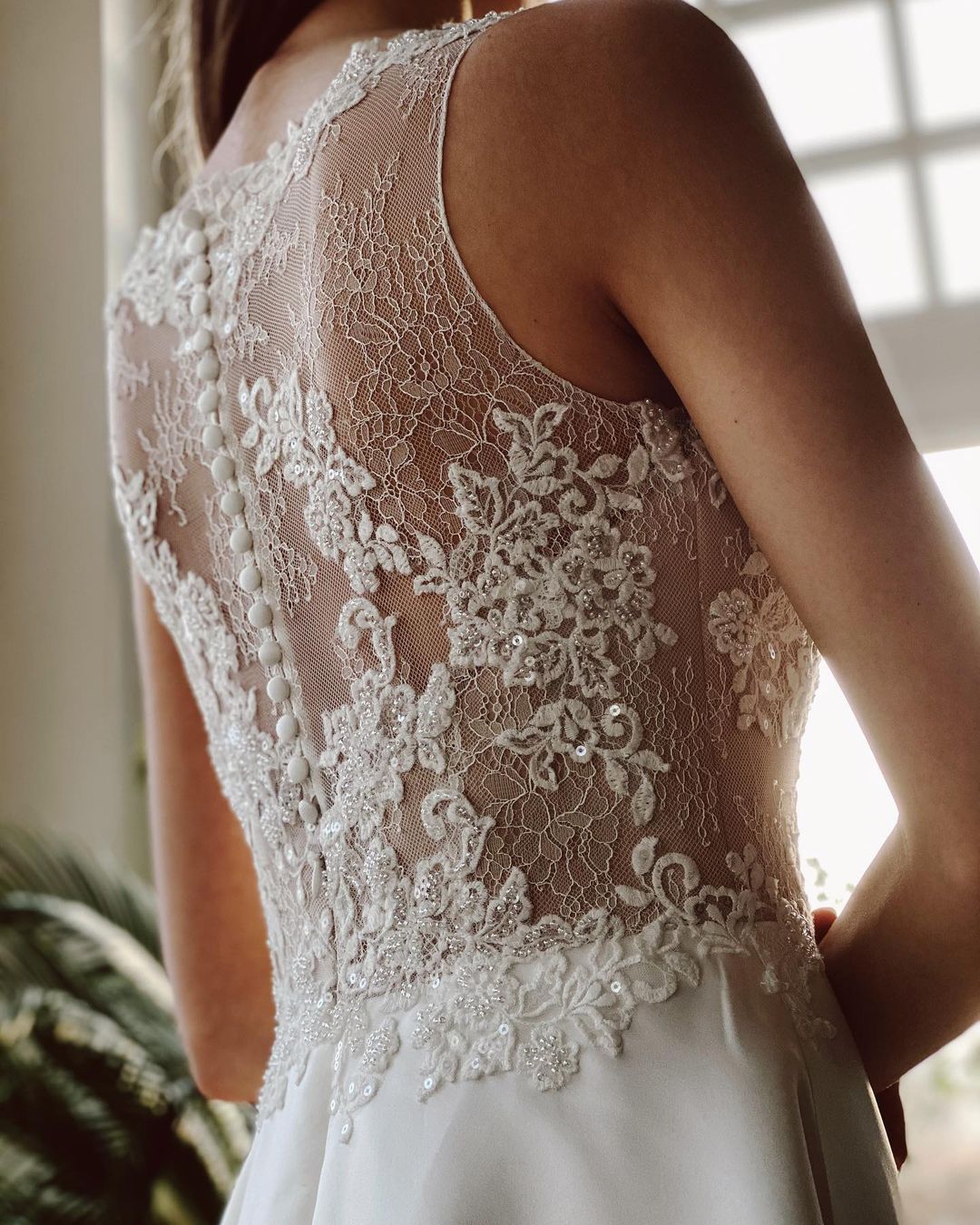 Classy Long Bateau Appliques Lace Floor Length Mermaid Wedding Dress