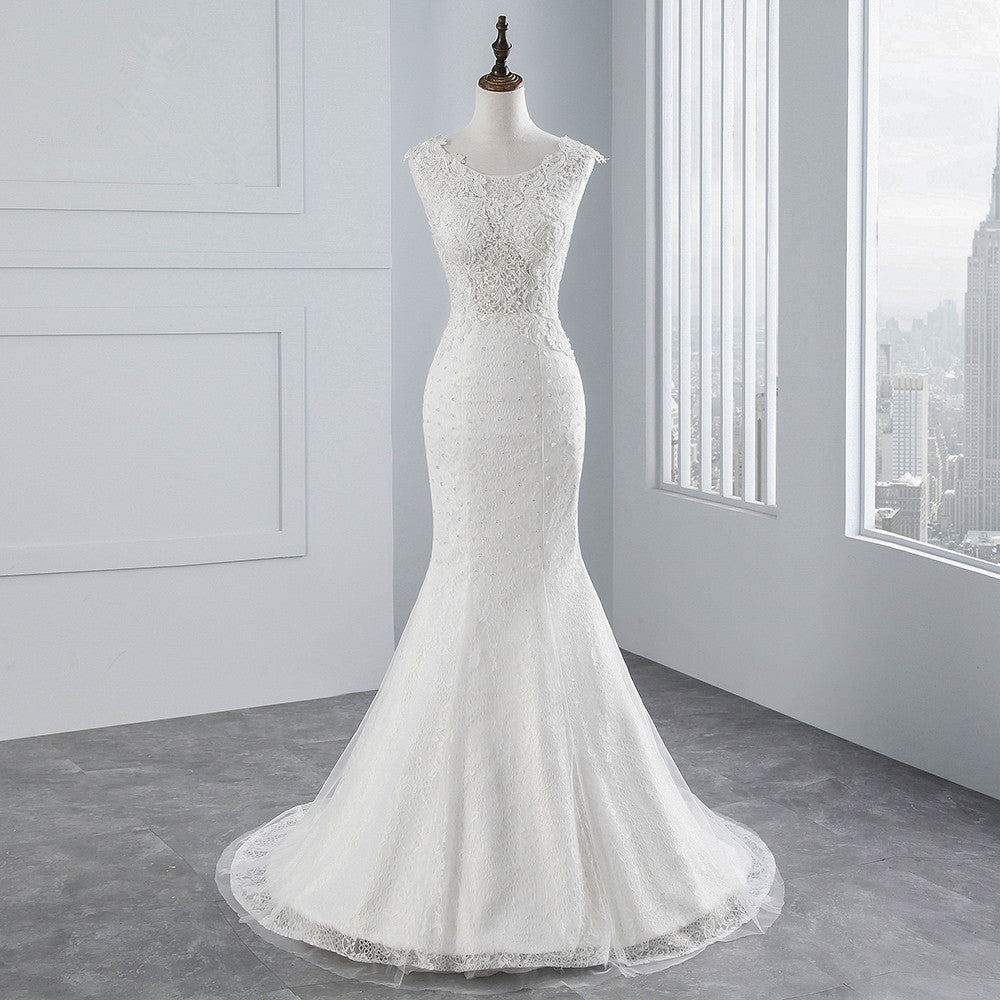 Glamorous Long Mermaid Jewel Tulle Sleeveless Wedding Dress with Appliques Lace
