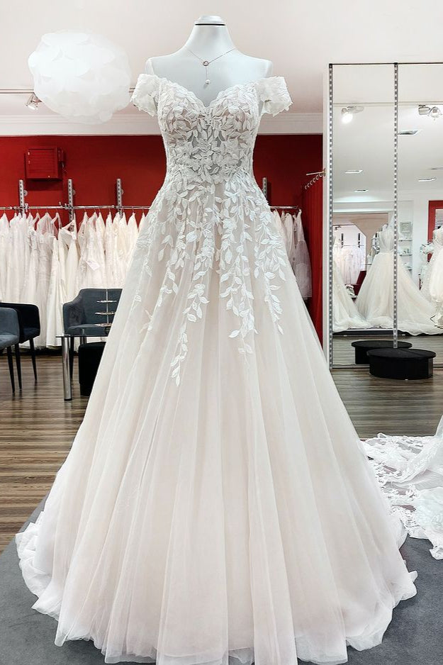 Gorgeous Long A-line Off the Shoulder Tulle Lace Ruffles Wedding Dress