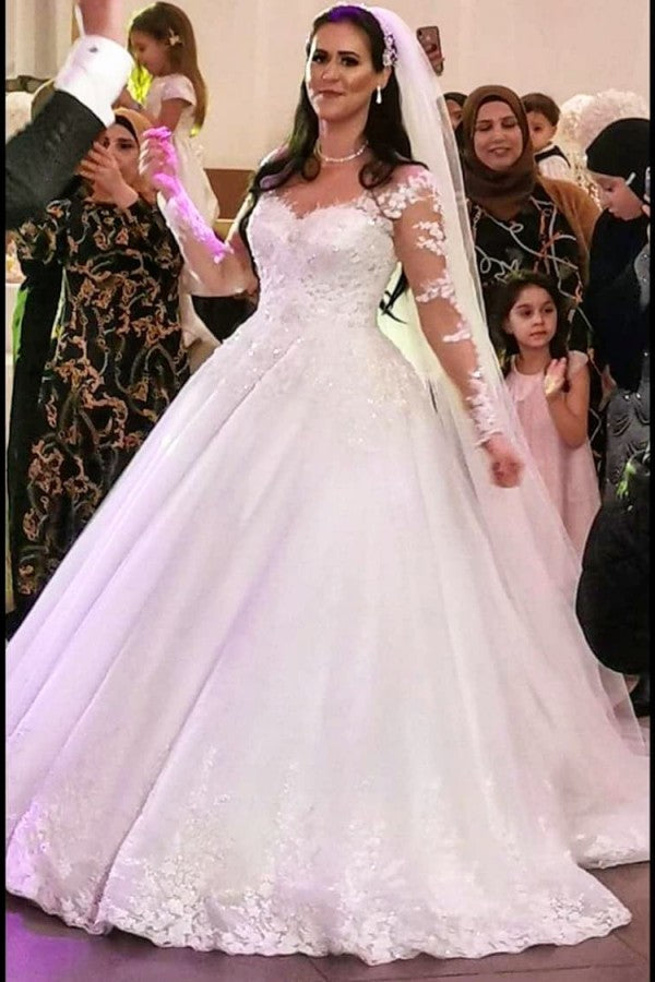 Elegant Long Sleeve Sweetheart Appliques Lace Floor Length Tulle A-line Wedding Dress