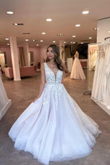 Elegant White A-Line V-neck Sleeveless Lace Tulle Long Wedding Dress with Ruffles