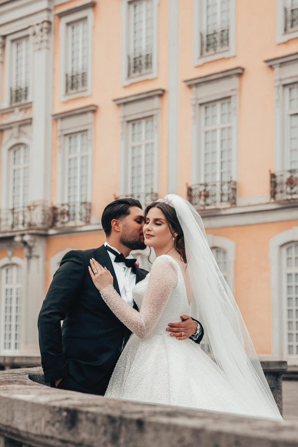 Glitter Long A-line Sweetheart Sequins Backless Wedding Dresses with Sleeves