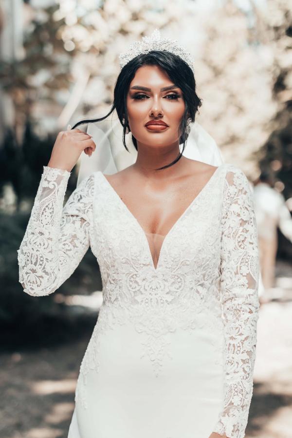 Long Mermaid V-neck Satin Lace Backless Wedding Dress with Sleeves