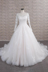 Elegant Long A-line Appliques Lace Tulle Wedding Dress with Sleeves