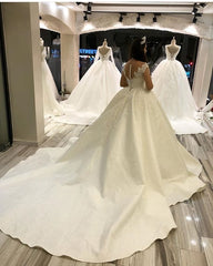 Elegant Long A-line Sweetheart Satin Lace Wedding Dress with Sleeves