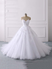 Long Ball Gown Spaghetti Straps Lace Tulle Ruffles Wedding Dresses