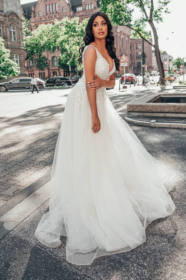 Long V-neck A-Line Tulle Floral Lace Floor Length Wedding Dress