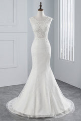 Glamorous Long Mermaid Jewel Tulle Sleeveless Wedding Dress with Appliques Lace