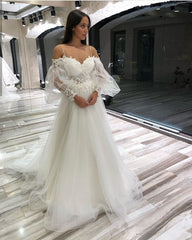 Classy A-Line Off the Shoulder Tulle Sweetheart Long Sleeve Spaghetti Straps Appliques Lace