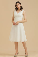 Simple A-line Straps Ruffles Short Bridesmaid Dress