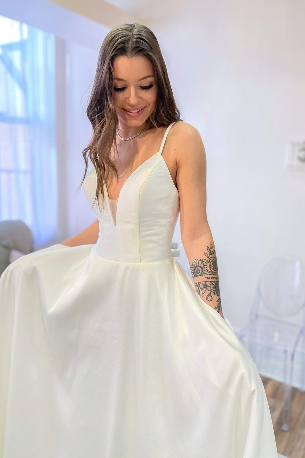 Long A-Line Spaghetti Straps Sweetheart Satin Backless Wedding Dress With Pockets
