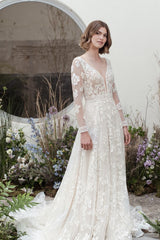 Gorgeous Long A-line V-neck Tulle Backless Lace Wedding Dresses with Sleeves